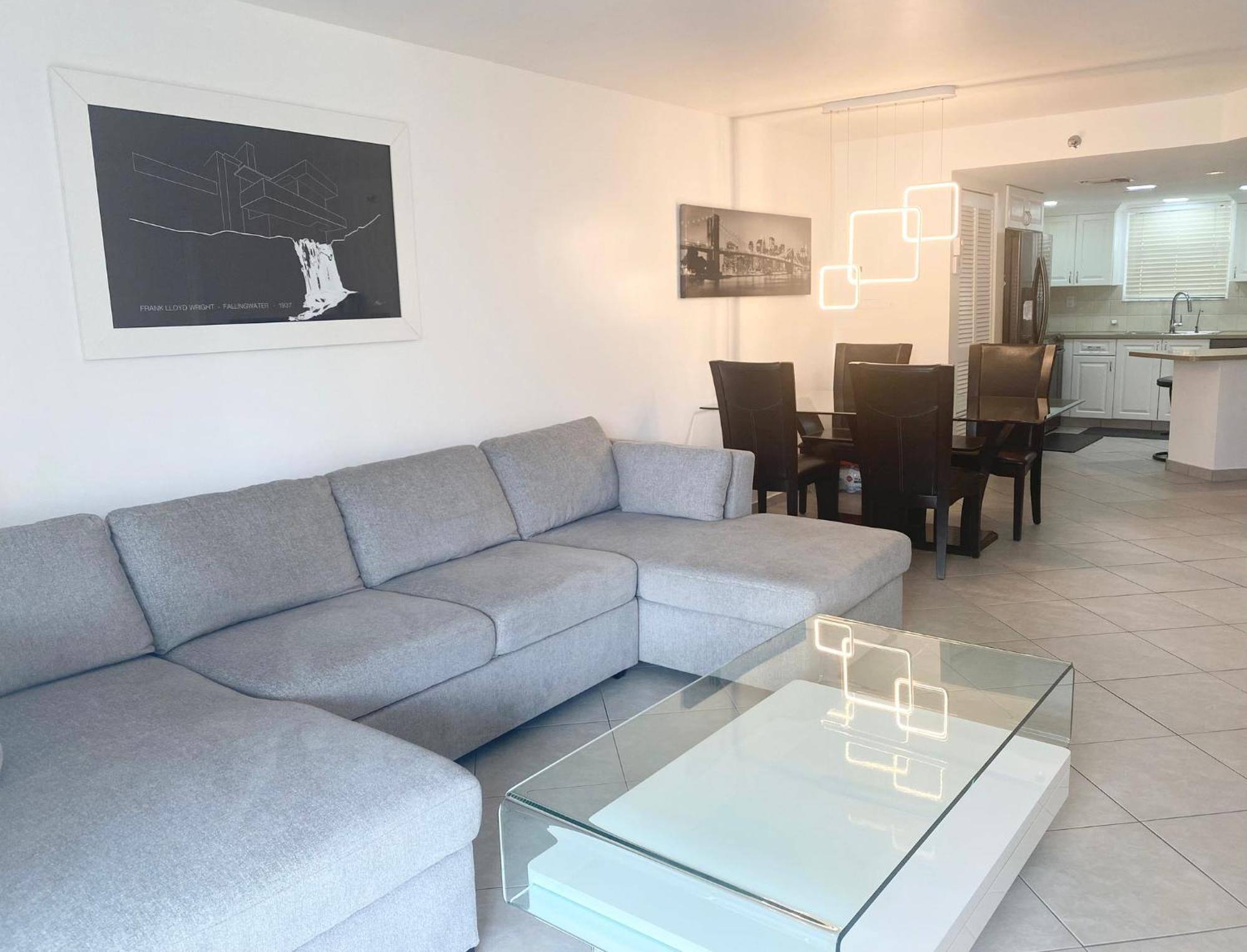 Le Frontenac Vila Sunny Isles Beach Exterior foto